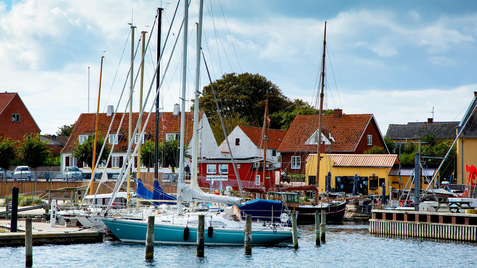 Ballen Havn